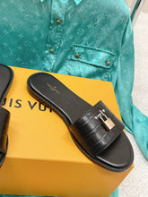 Load image into Gallery viewer, Louis Vuitton Lock It  Flat Mule
