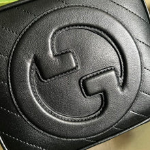 Load image into Gallery viewer, Gucci Blondie Top Handle  Bag
