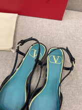 Load image into Gallery viewer, Valentino Vlogo Signature Slingback Pumps 40 mm
