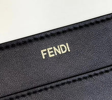 Load image into Gallery viewer, Fendi Peekaboo  Small iseeu Bag
