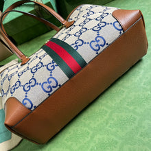 Load image into Gallery viewer, Gucci Ophidia GG Medium Tote Bag

