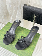 Load image into Gallery viewer, Gucci Slide Sandals With Bambo
