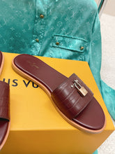 Load image into Gallery viewer, Louis Vuitton Lock It  Flat Mule

