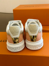 Load image into Gallery viewer, Louis Vuitton Time Out Sneakers
