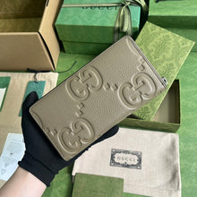 Load image into Gallery viewer, Gucci Zip Around Wallet
