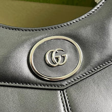 Load image into Gallery viewer, Gucci  Petite GG Small Tote Bag
