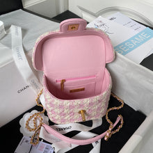 Load image into Gallery viewer, Chanel Small Vanity  Bag

