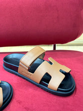 Load image into Gallery viewer, Hermes Chypre  Sandal
