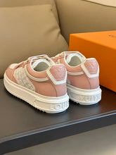 Load image into Gallery viewer, Louis Vuitton Time Out Sneakers
