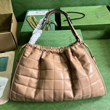 Load image into Gallery viewer, Gucci Deco Medium Tote Bag
