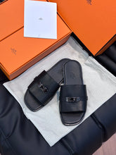 Load image into Gallery viewer, Hermes Giulia Sandal
