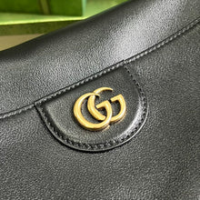 Load image into Gallery viewer, Gucci Diana Medium Shoulder Bag
