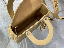 Load image into Gallery viewer, Christian Dior small Lady Dior  Bag
