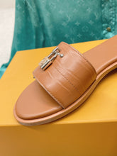 Load image into Gallery viewer, Louis Vuitton Lock It  Flat Mule
