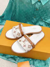 Load image into Gallery viewer, Louis Vuitton Lock It  Flat Mule

