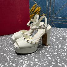 Load image into Gallery viewer, Valentino Tan-go Platform Patent Leather Sandal 155MM
