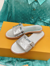 Load image into Gallery viewer, Louis Vuitton Lock It  Flat Mule
