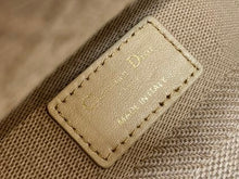 Load image into Gallery viewer, Christian Dior Medium Lady D-Lite Bag

