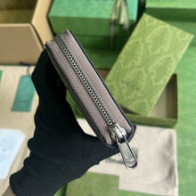 Load image into Gallery viewer, Gucci Zip Around Wallet
