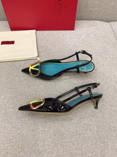 Load image into Gallery viewer, Valentino Vlogo Signature Slingback Pumps 40 mm
