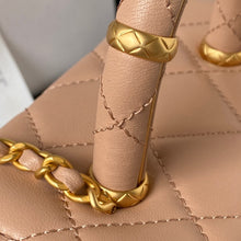 Load image into Gallery viewer, Chanel Small Vanity  Bag
