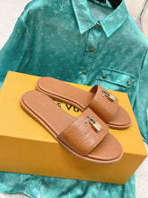 Load image into Gallery viewer, Louis Vuitton Lock It  Flat Mule
