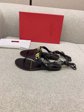 Load image into Gallery viewer, Valentino Thong Sandal
