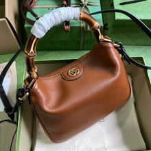 Load image into Gallery viewer, Gucci Diana Medium Shoulder Bag
