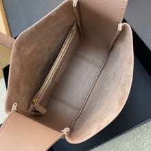 Load image into Gallery viewer, YSL LE 5 À 7 SOFT SMALL HOBO BAG IN SMOOTH LEATHER
