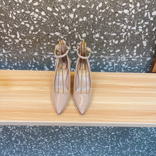 Load image into Gallery viewer, Valentino Tan-Go Patent Leather Pump 100mm
