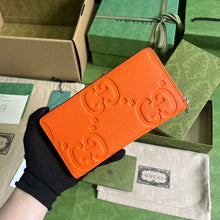 Load image into Gallery viewer, Gucci Zip Around Wallet
