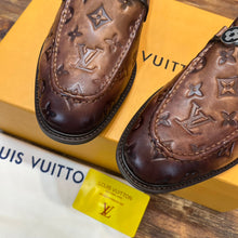 Load image into Gallery viewer, Louis Vuitton Loafer
