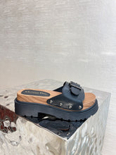 Load image into Gallery viewer, Christian Dior Diorquake Strap Slide
