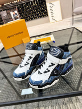 Load image into Gallery viewer, Louis Vuitton Trainer 2 Sneakers
