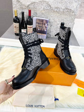 Load image into Gallery viewer, Louis Vuitton Metropolis Flat Ranger Boots
