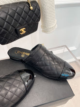 Load image into Gallery viewer, Chanel Sandals
