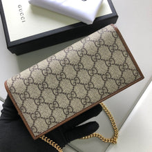 Load image into Gallery viewer, Gucci Horsebit 1955 Chain Wallet
