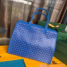 Load image into Gallery viewer, Goyard Hardy PM Bag
