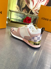 Load image into Gallery viewer, Louis Vuitton Run a way Sneakers
