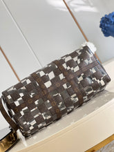 Load image into Gallery viewer, Louis Vuitton keepall Boudouliere Bag 50
