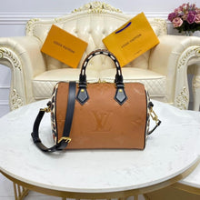 Load image into Gallery viewer, Louis Vuitton Speedy Bandouliere Bag 25
