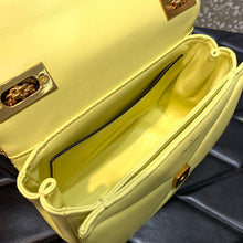 Load image into Gallery viewer, Valentino One Stud Bag With Chain
