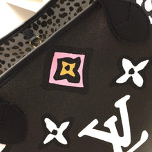 Load image into Gallery viewer, Louis Vuitton Neverfull MM Bag
