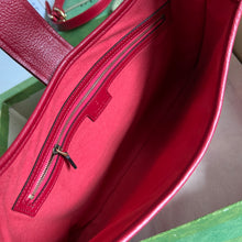 Load image into Gallery viewer, Gucci  Aphrodite Medium Shoulder Bag
