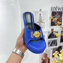 Load image into Gallery viewer, Versace  Medusa Biggie Mule
