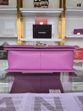 Load image into Gallery viewer, Chanel Boy Handbag
