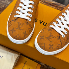 Load image into Gallery viewer, Louis Vuitton Resort Sneakers
