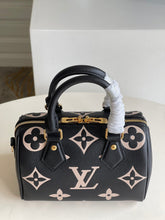 Load image into Gallery viewer, Louis Vuitton Speedy Bandouliere 25 Bag
