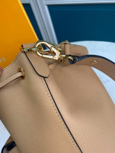 Load image into Gallery viewer, Louis Vuitton Lockme Bucket Bag - LUXURY KLOZETT
