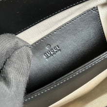 Load image into Gallery viewer, Gucci GG  Matelasse Leather Shoulder Bag
